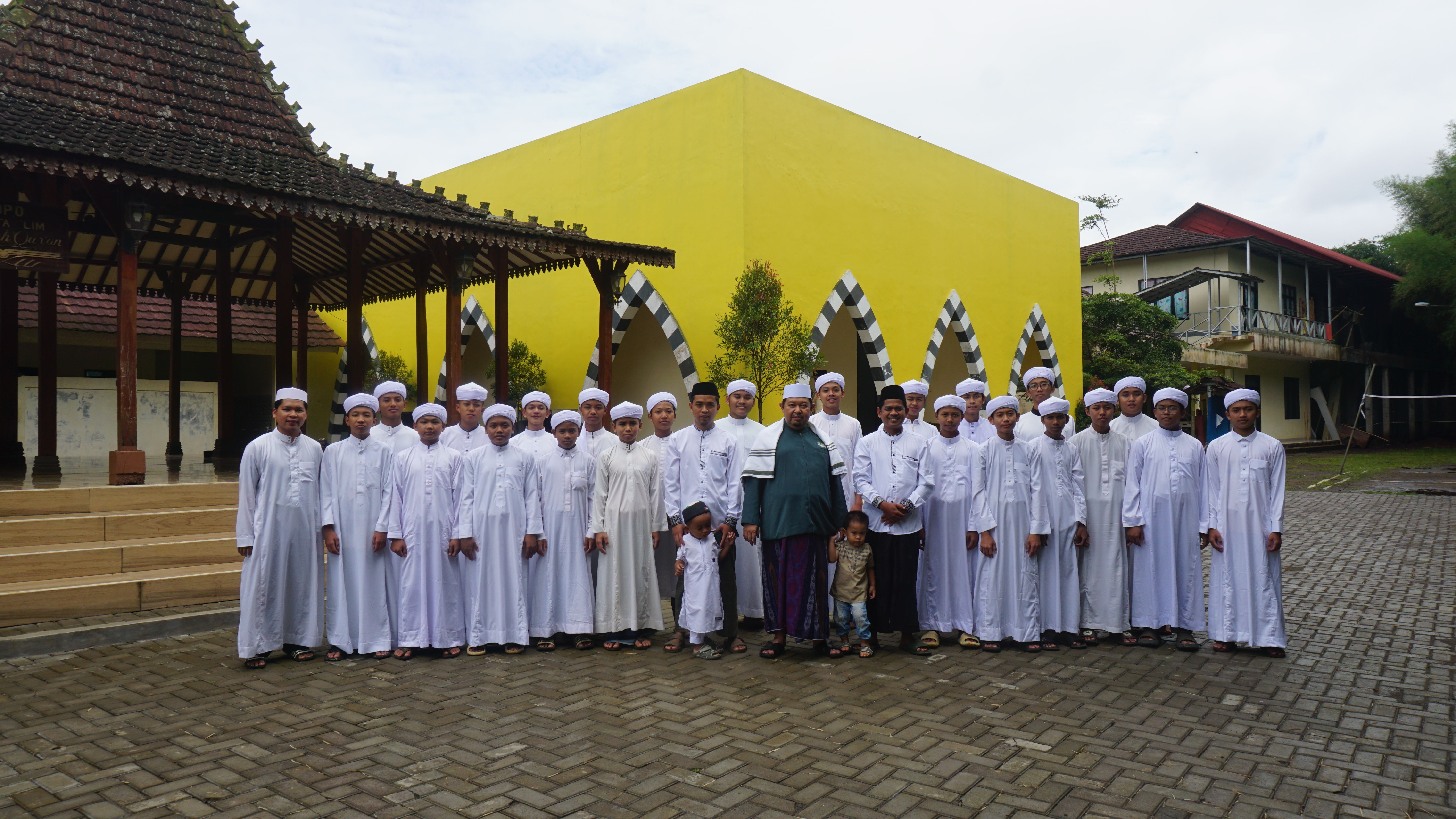 Hari Santri Nasional 2025 Pesantren Tahfizh Madinah Qur’an